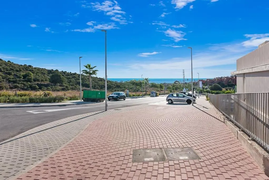 شقة Beautiful Penthouse With Large Terrace إِستيبونا