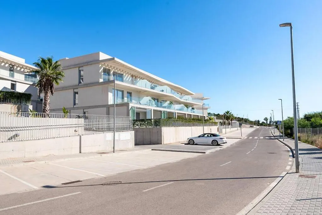 شقة Beautiful Penthouse With Large Terrace إِستيبونا